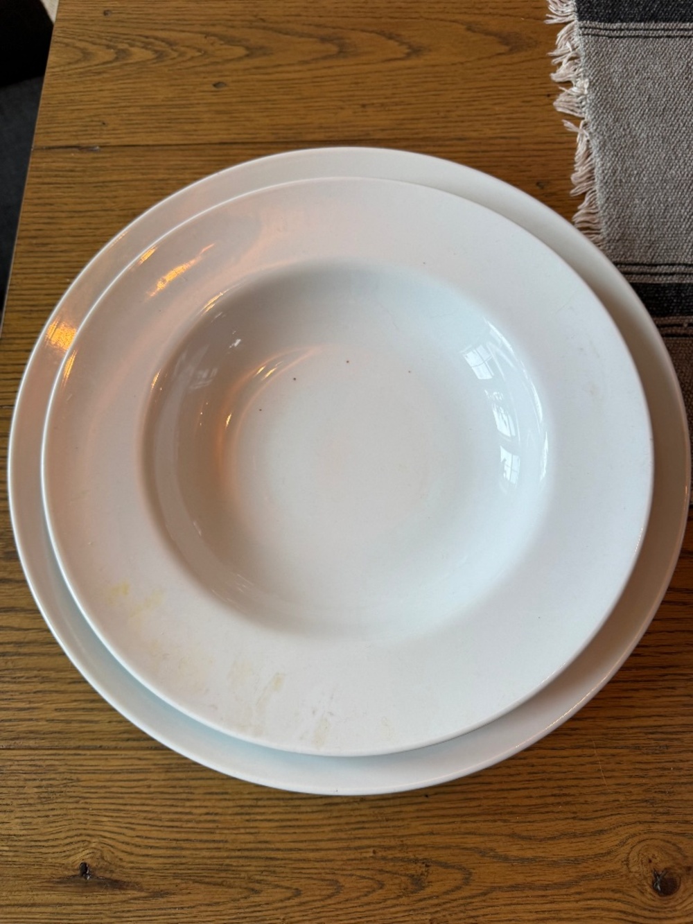 Pottery Barn Great White China Dinner Plates (SET of 4)